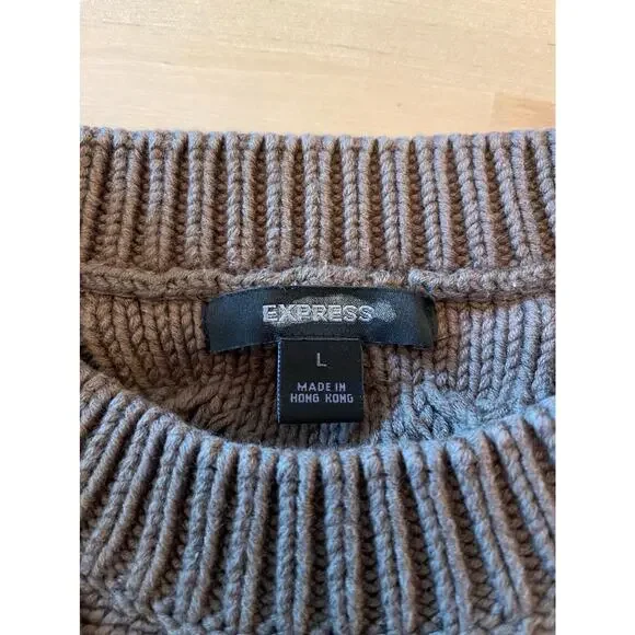 Express Brown Cable Knit Thick Sweater Size Large - Picture 3 of 3
